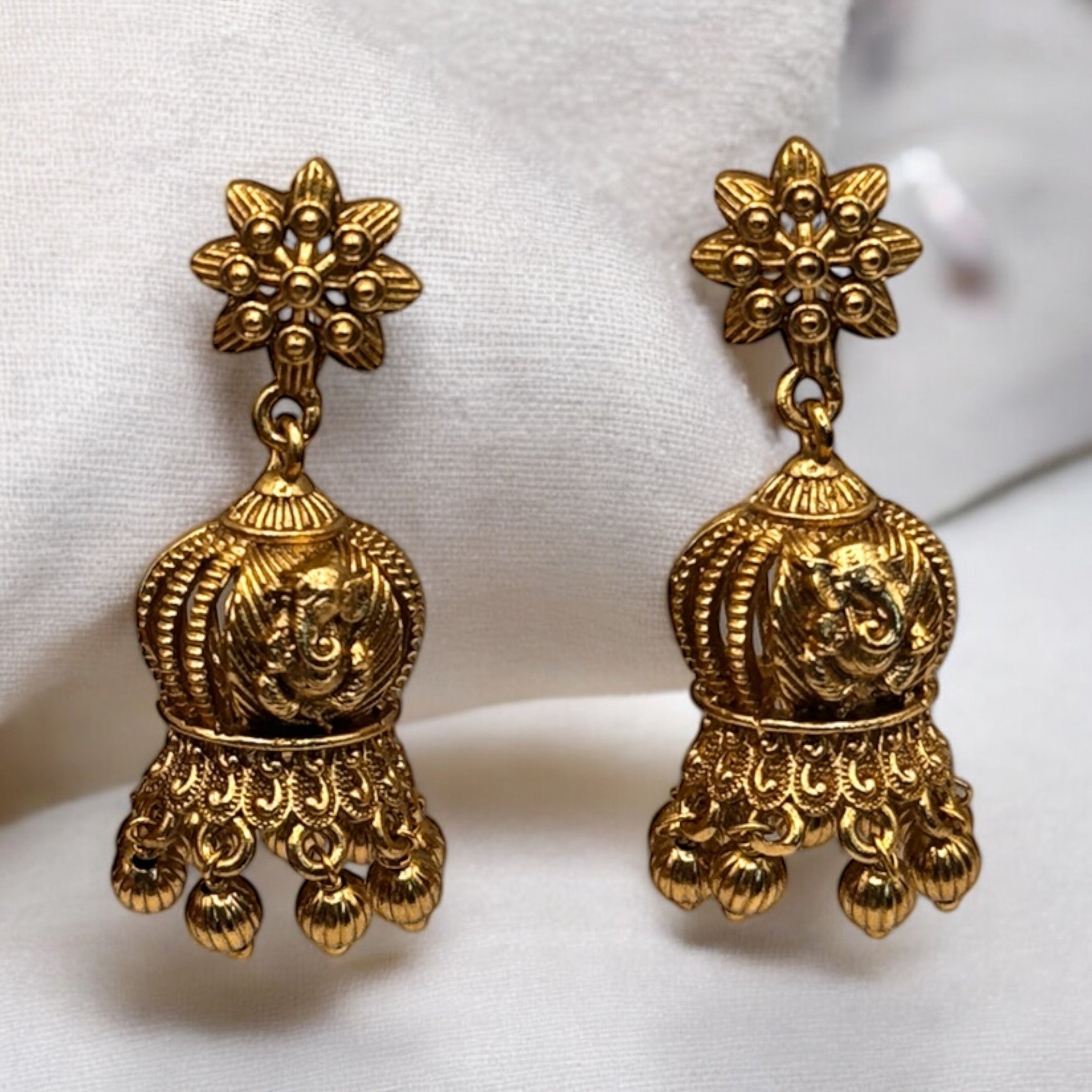 Floral Jhumka
