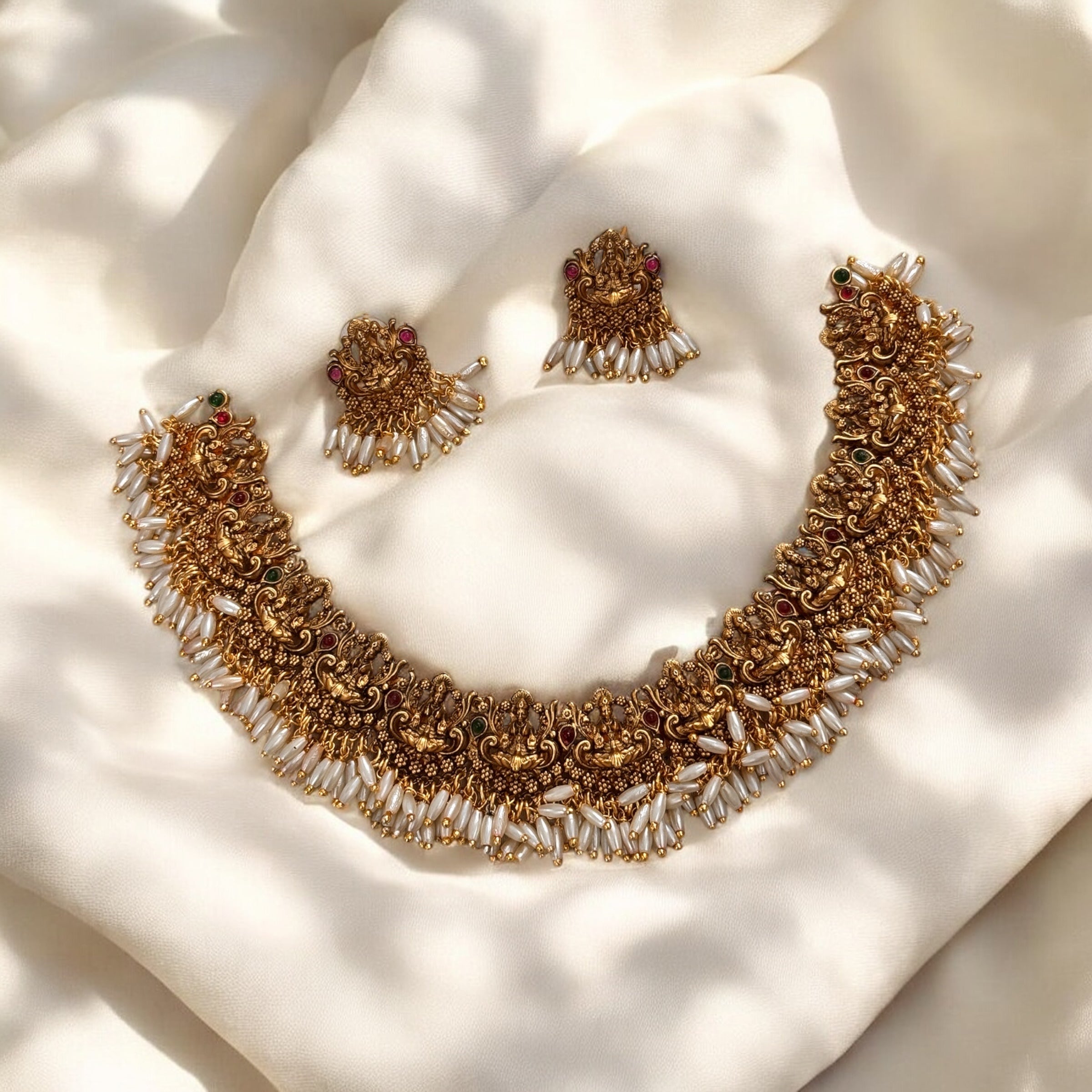 Lakshmi Hasli Necklace