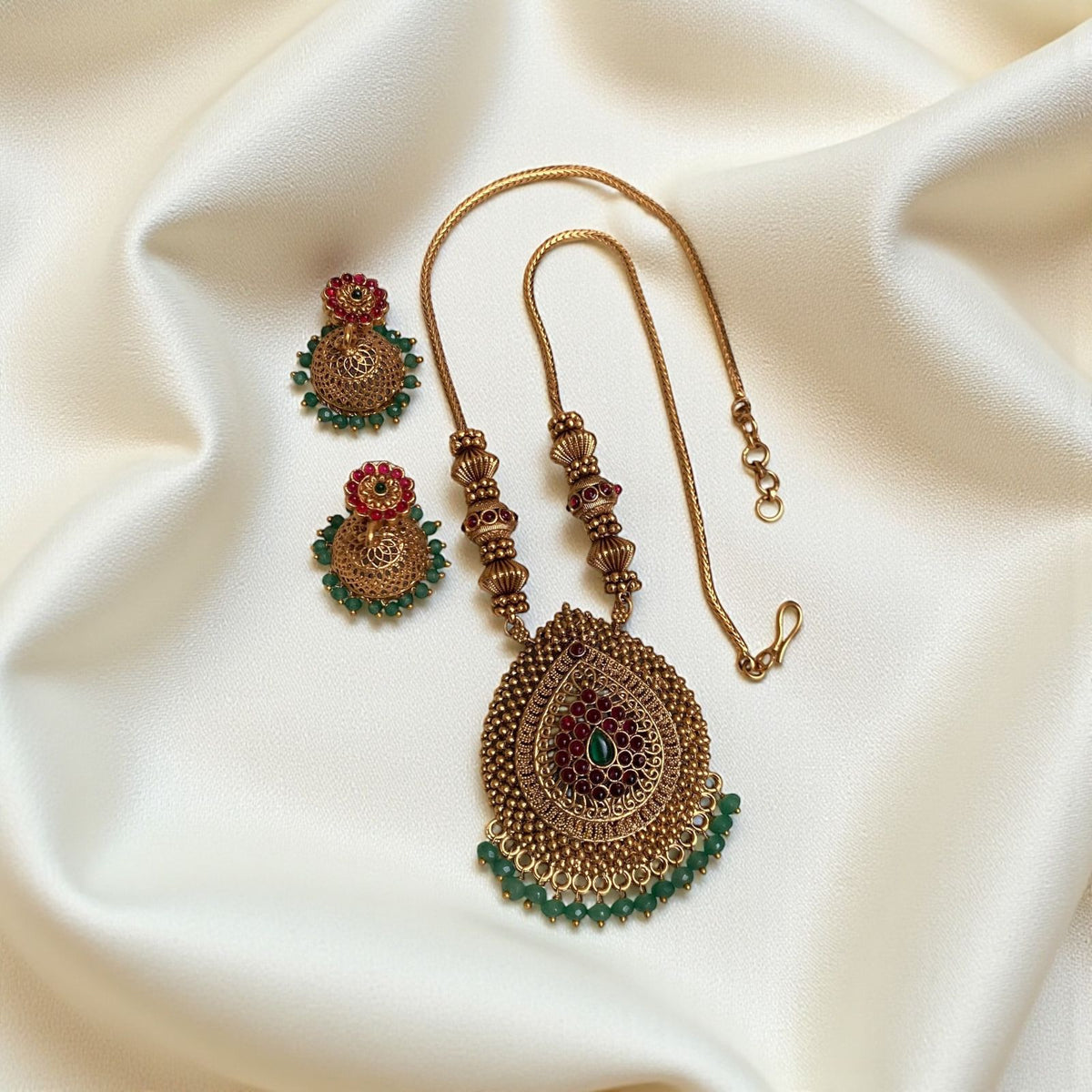 Gokul Grace Necklace