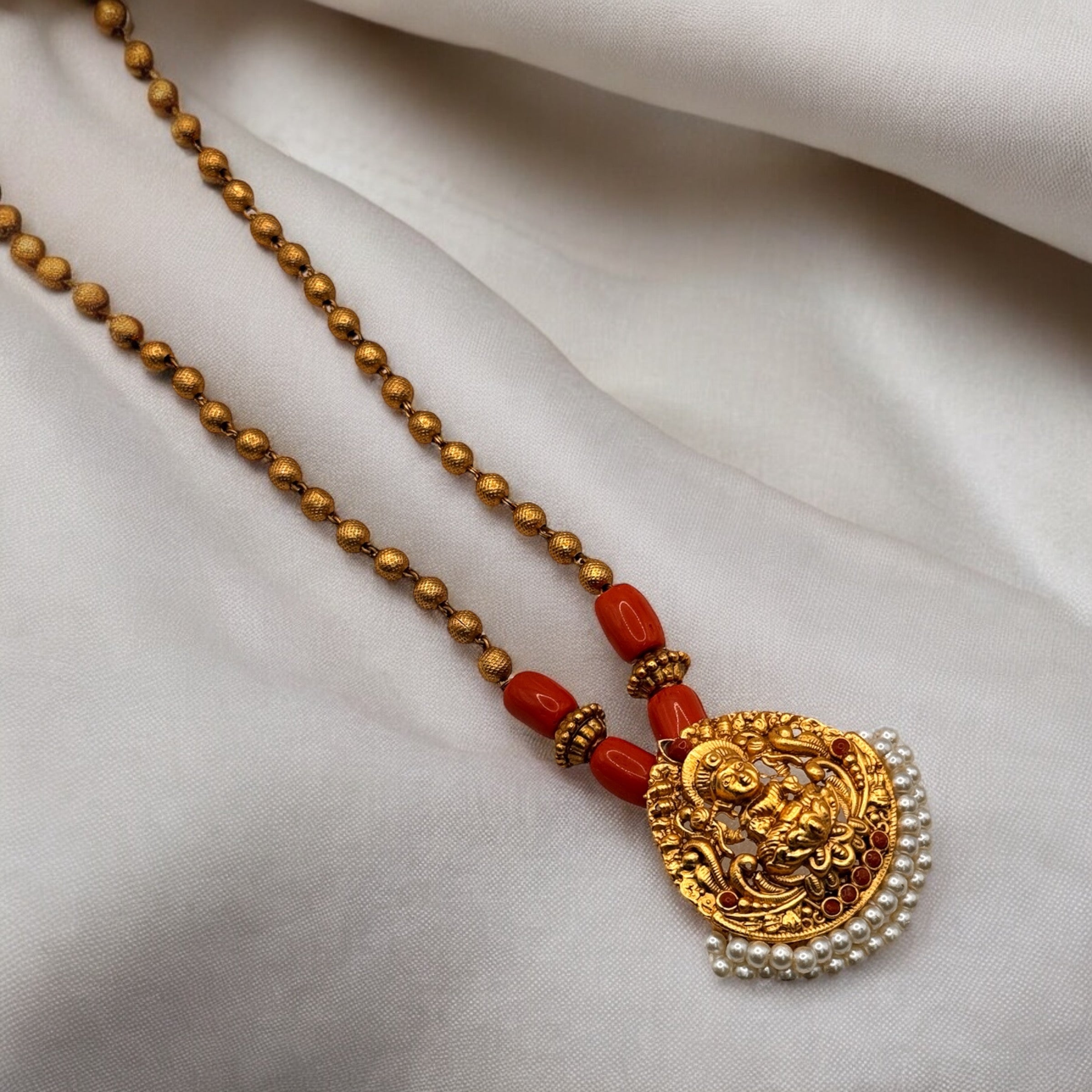 Laxmi Chain Pendant Moti