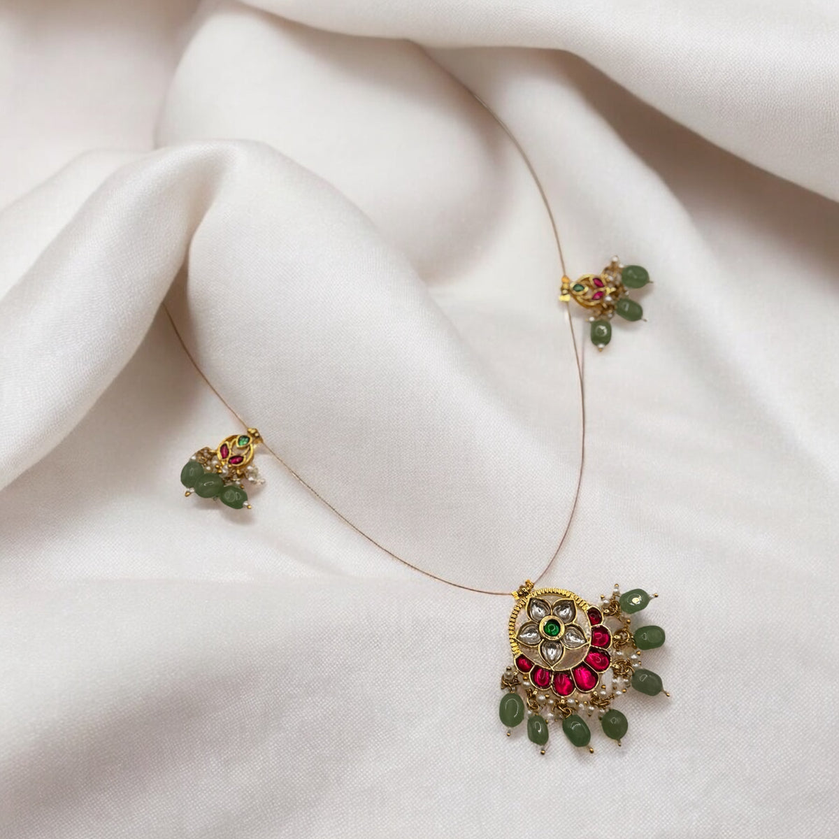 Flower Petal Invisible Necklace
