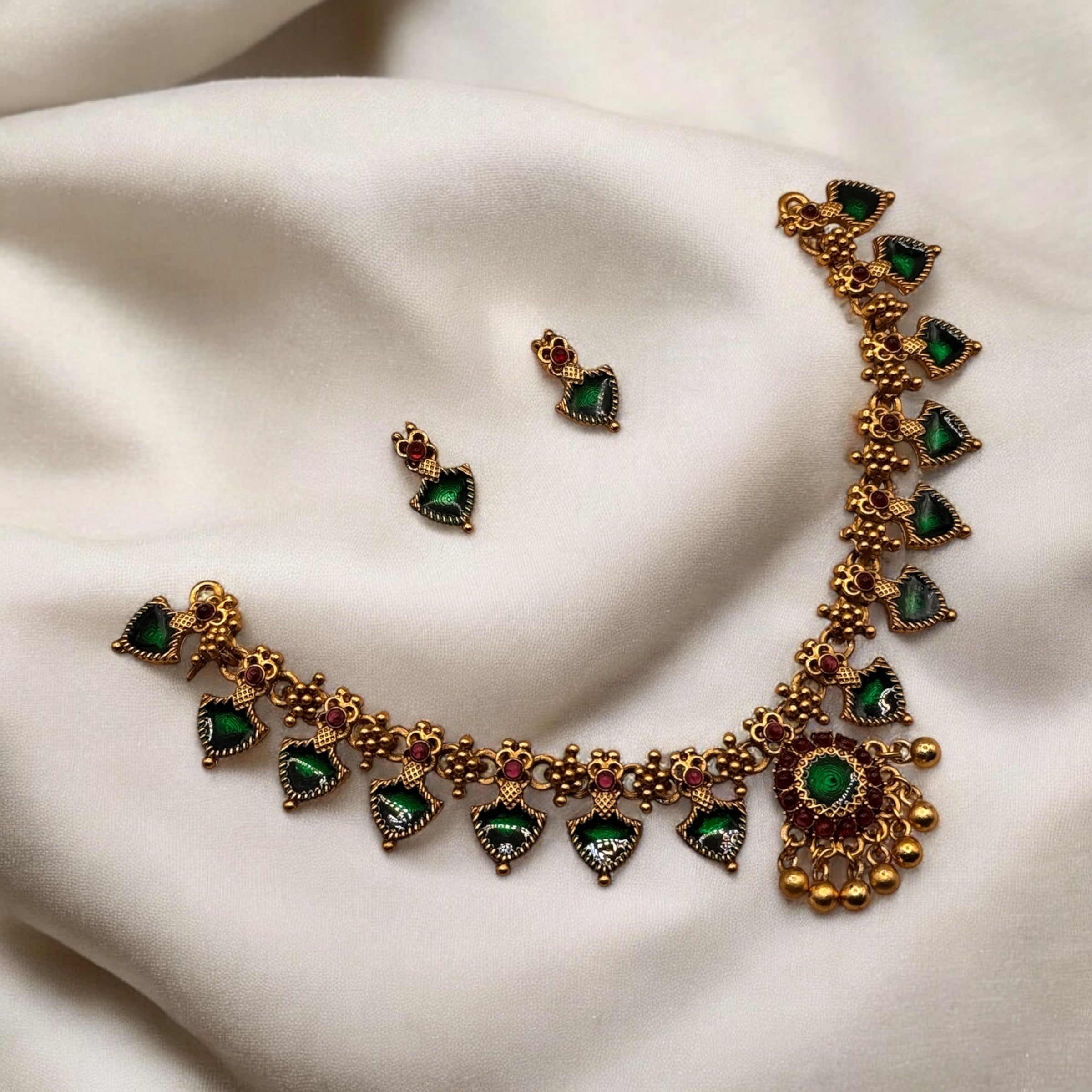 Regal Symphony Necklace