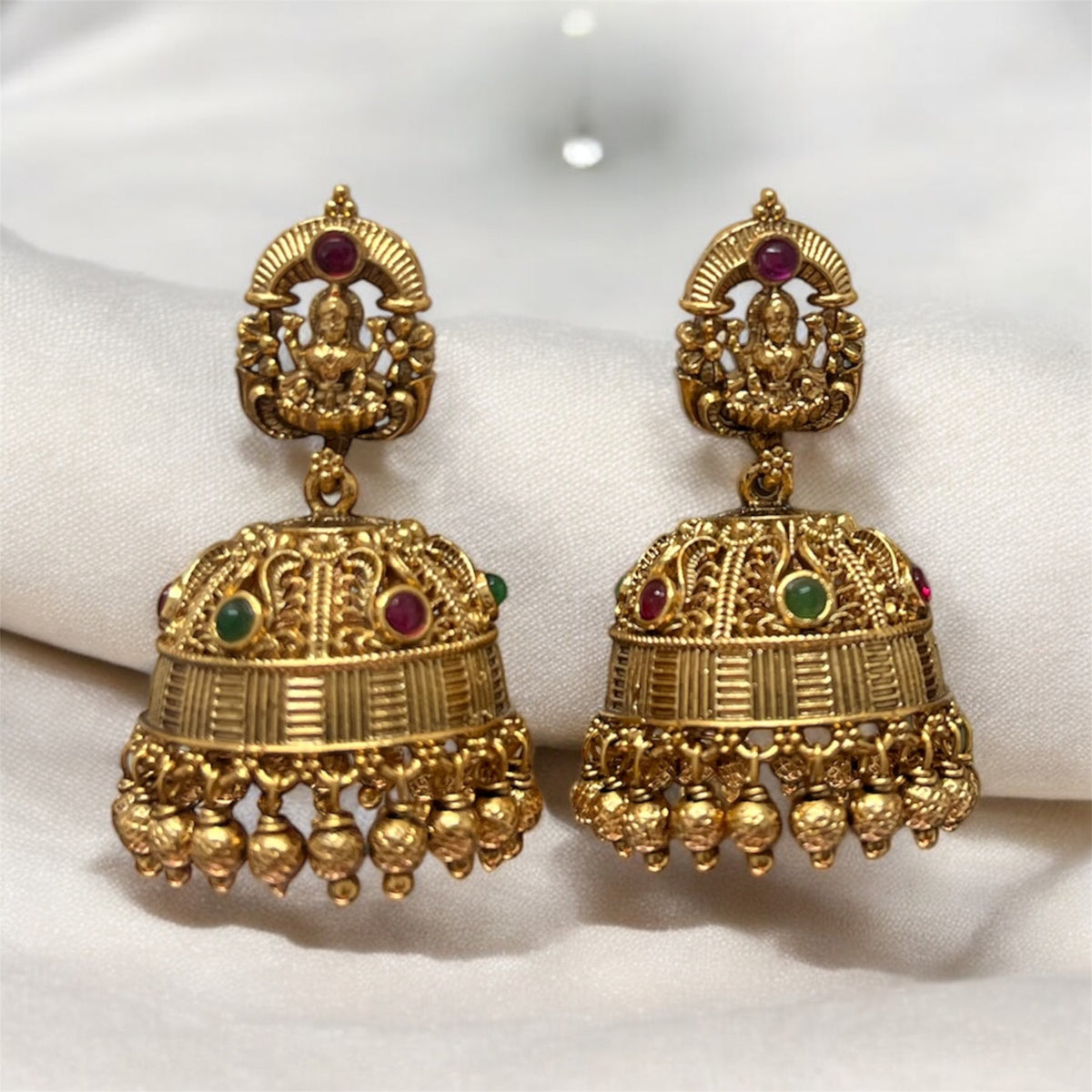 Lakshmi Jhumka