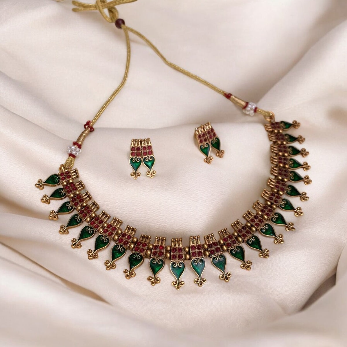 Rajwada Grace Necklace