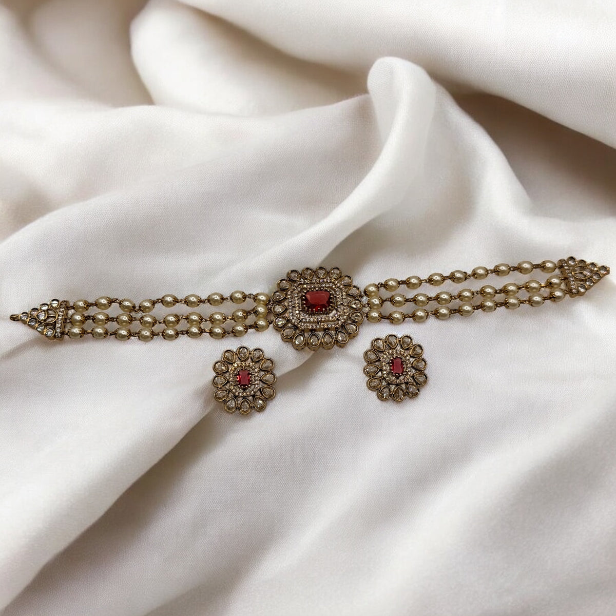 Evergreen Grace Choker