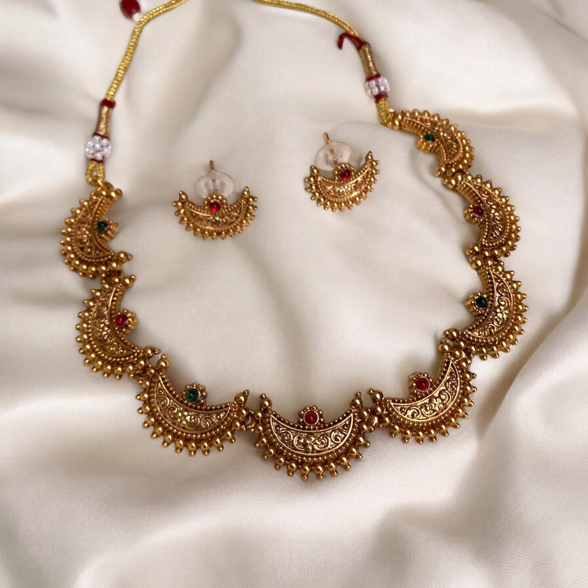 Chaand Sitara Necklace