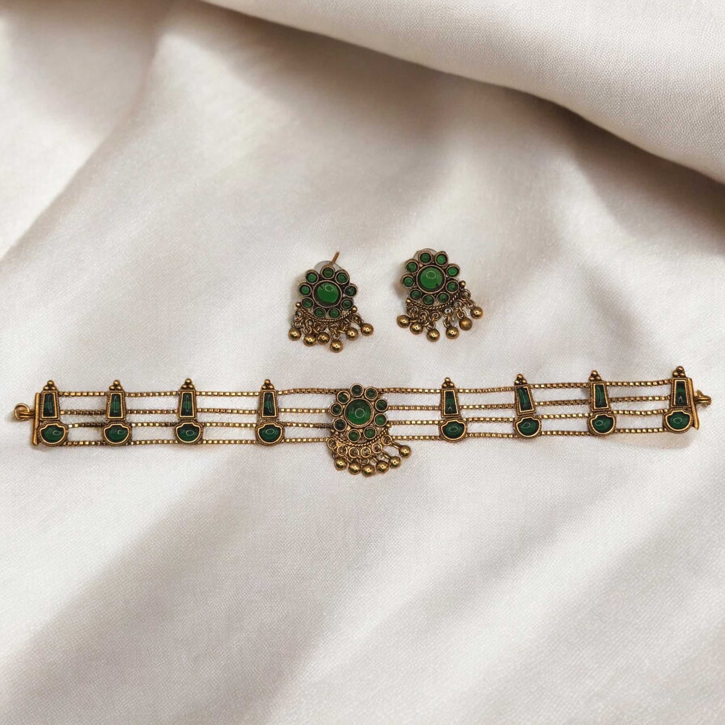 Flower Chain Choker