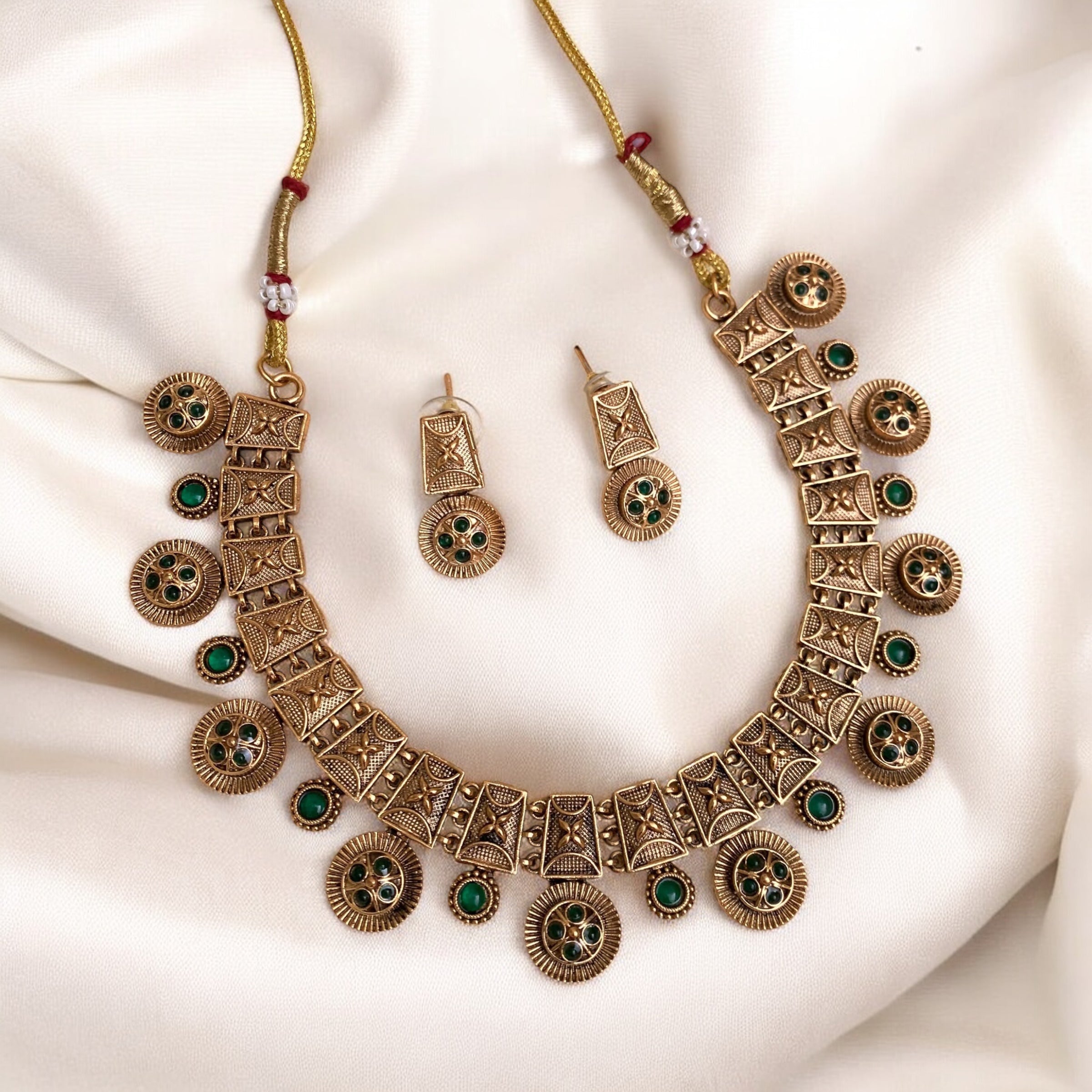 Amara Traditional Necklace