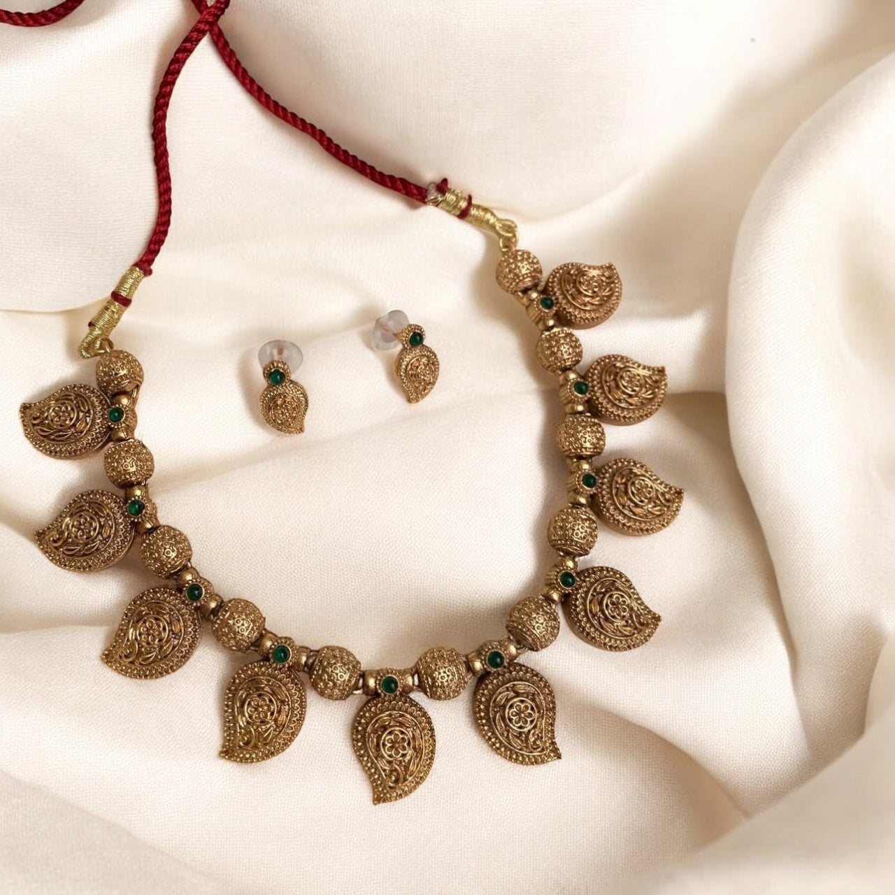 Golden Kemp Necklace