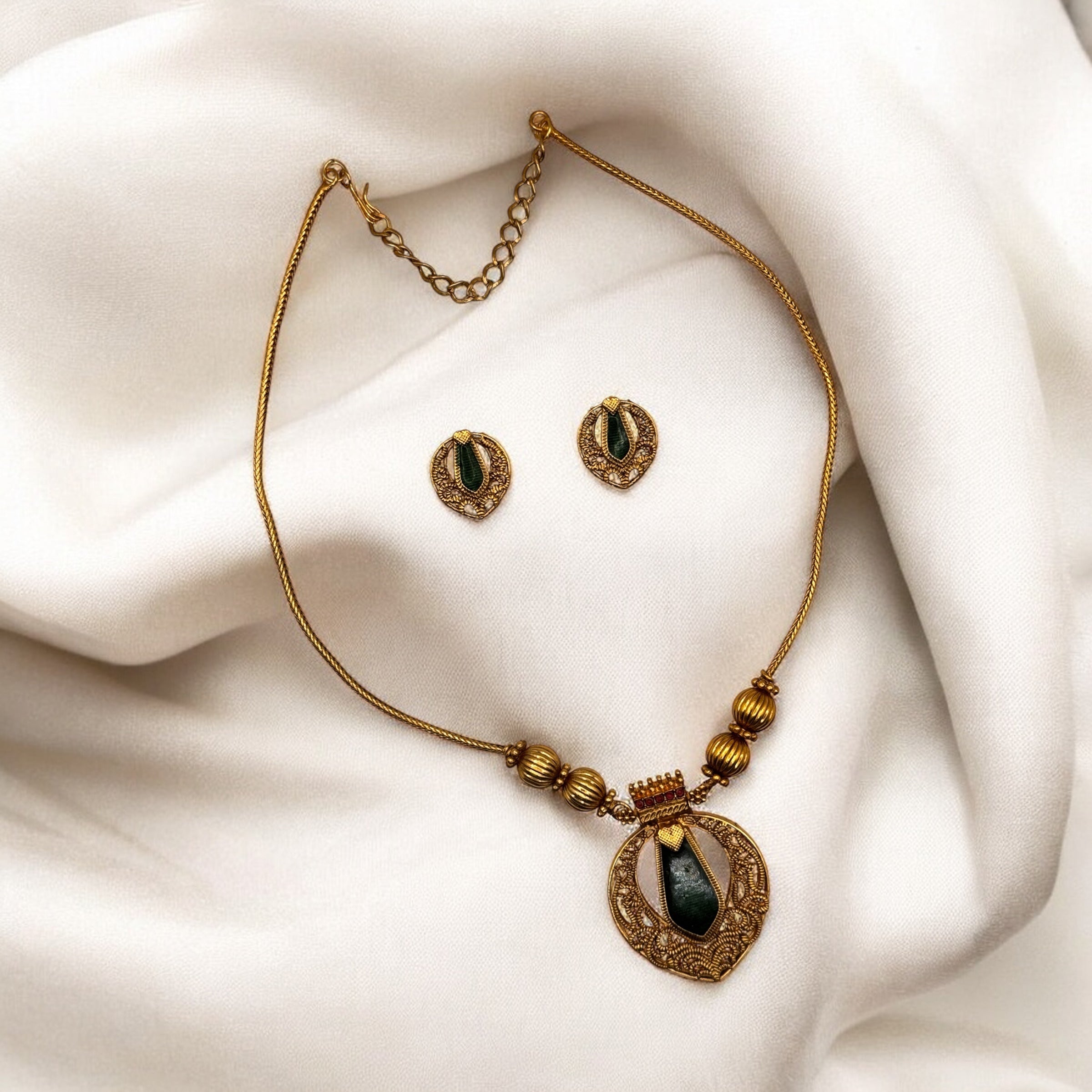 Spade Necklace