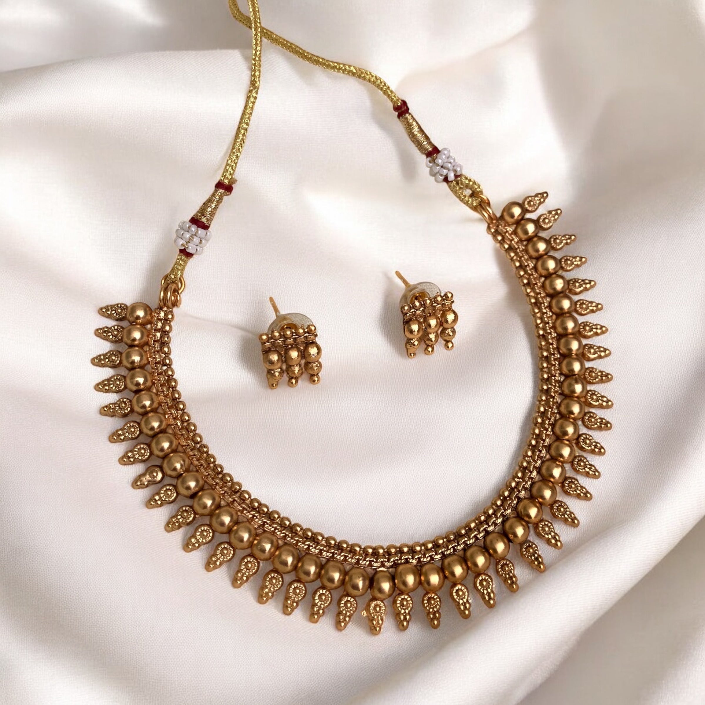 Vedika Necklace