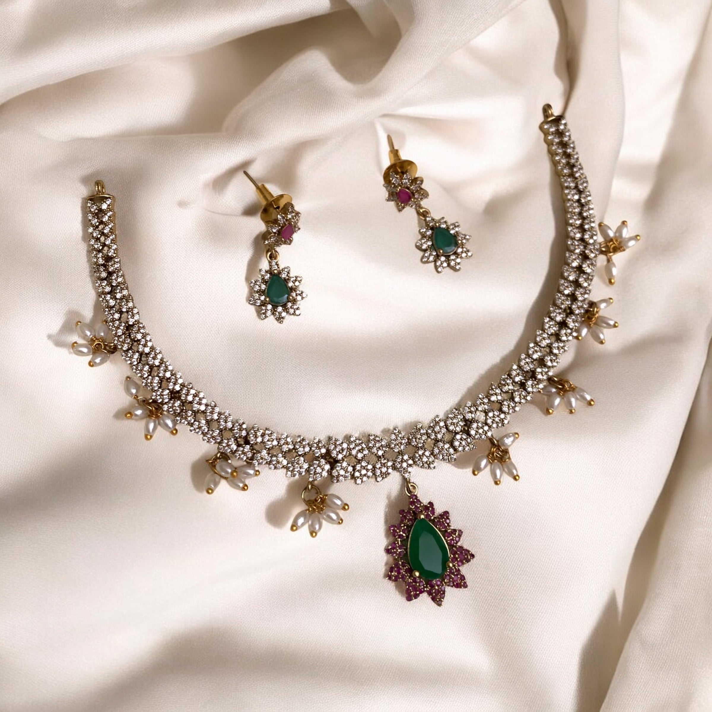 Giva Necklace