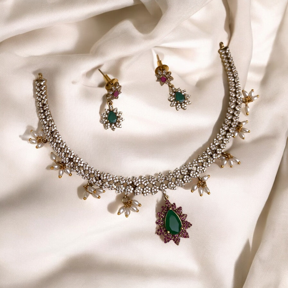 Giva Necklace