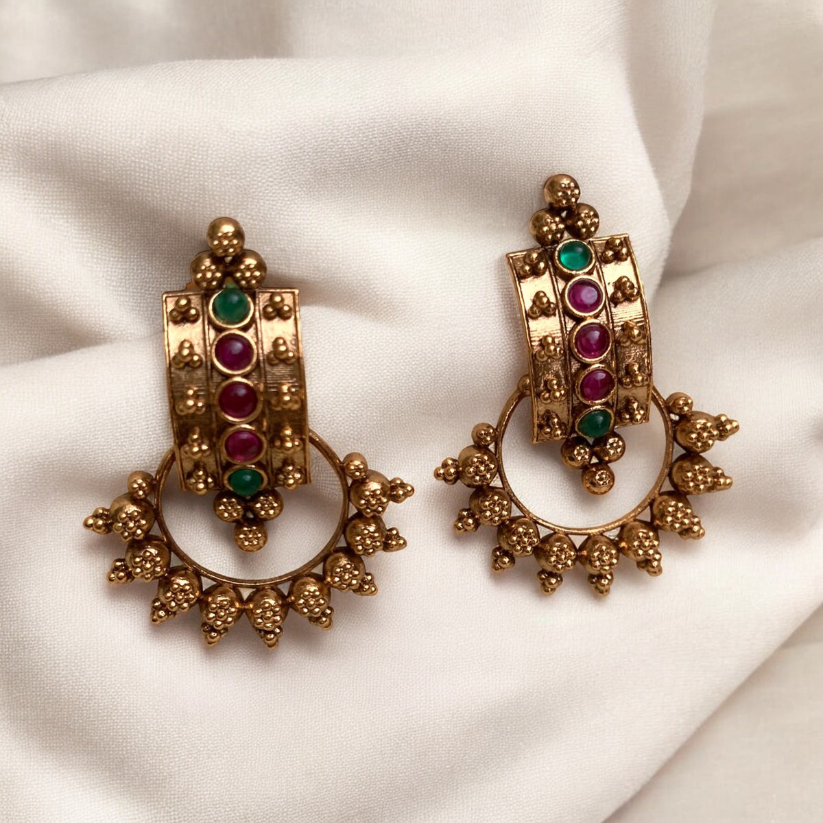 Tara Jhumki