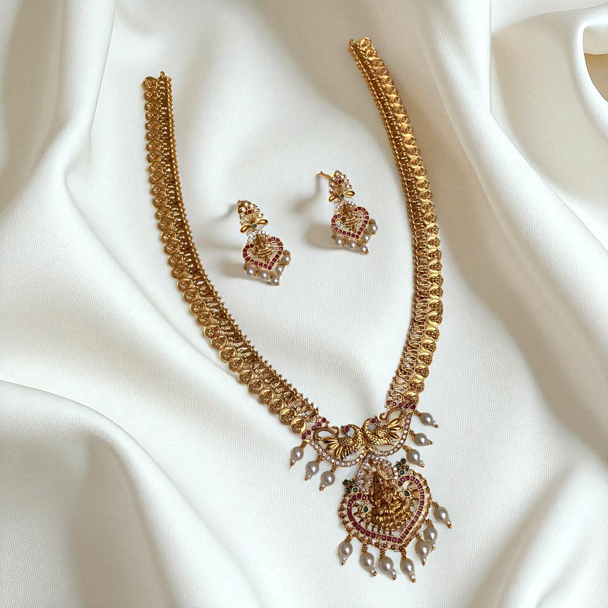 Golden Aura Necklace