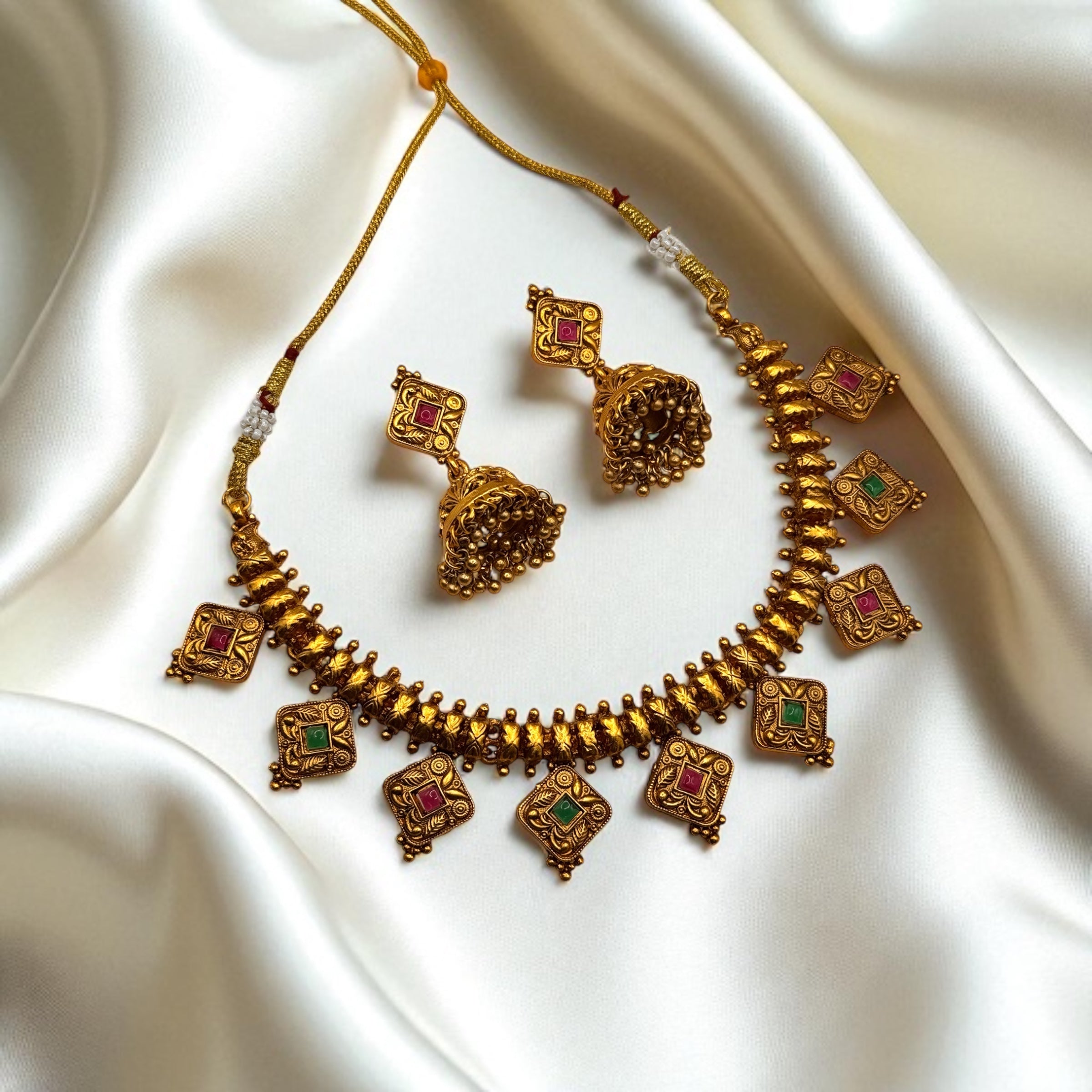 Kritika Necklace