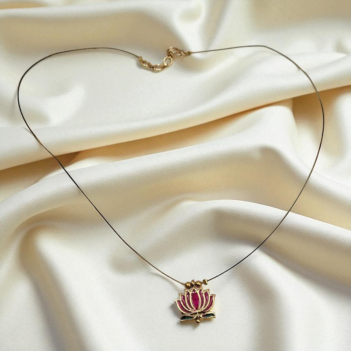Lotus Invisible Pendant