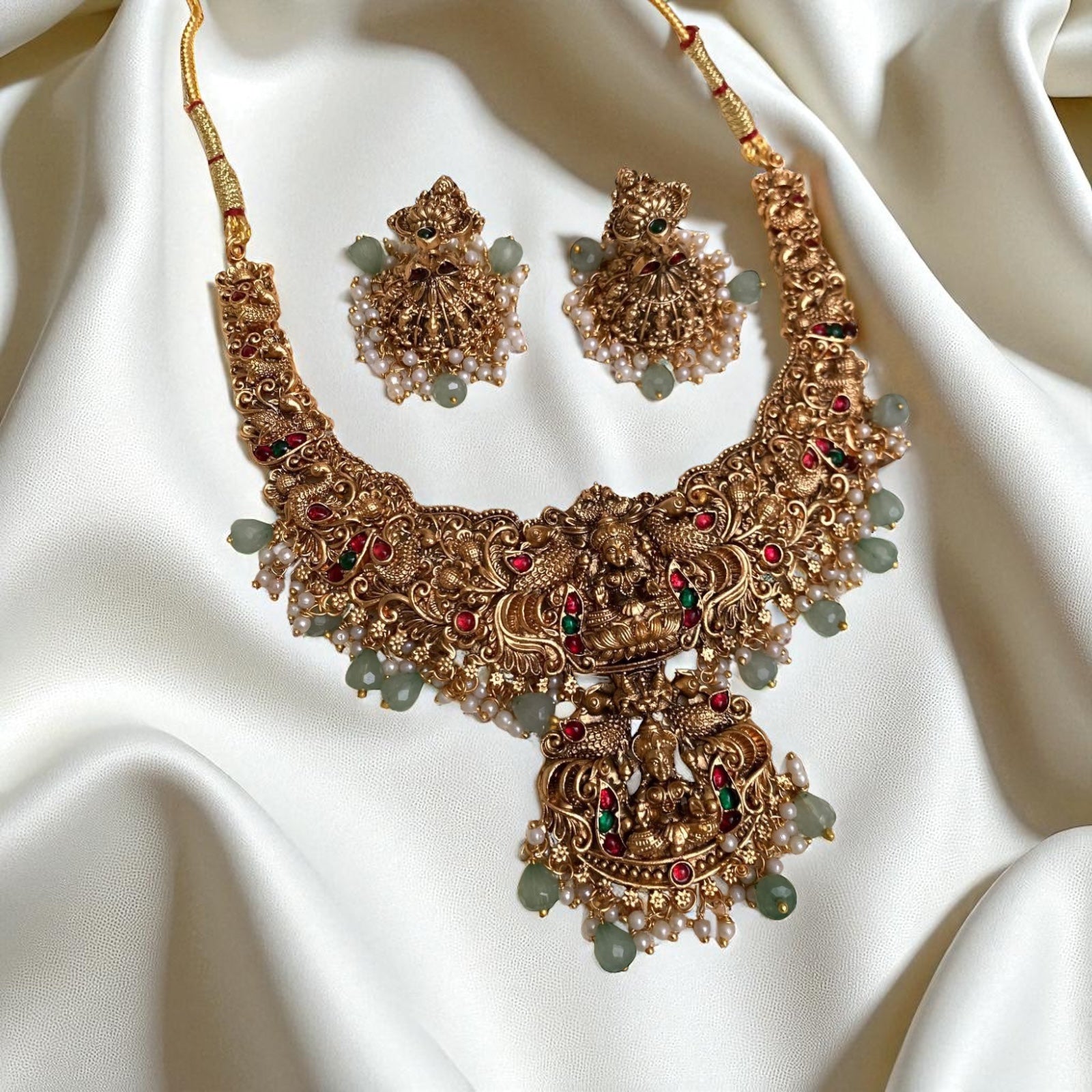 Nayantara Necklace