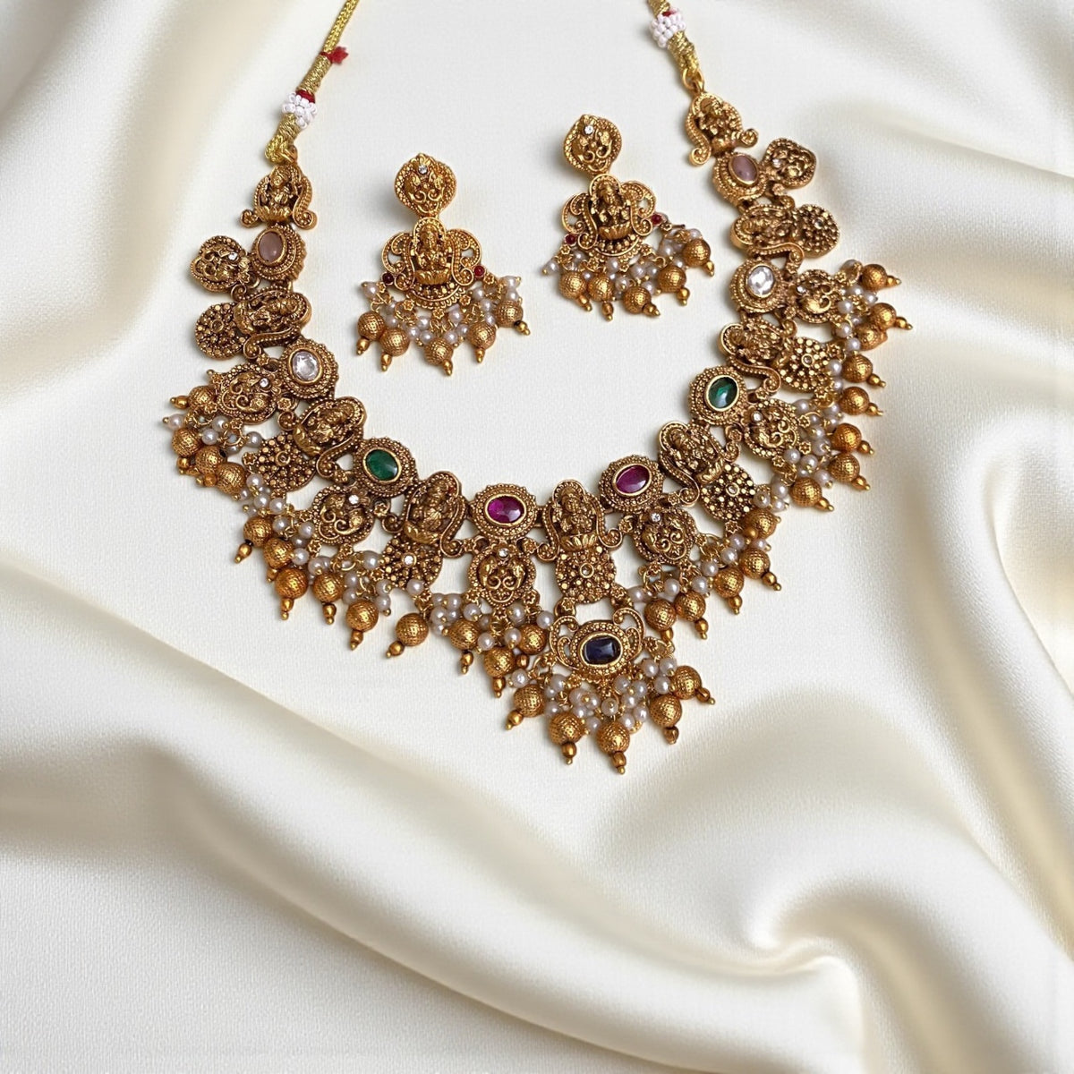 Devyani Necklace