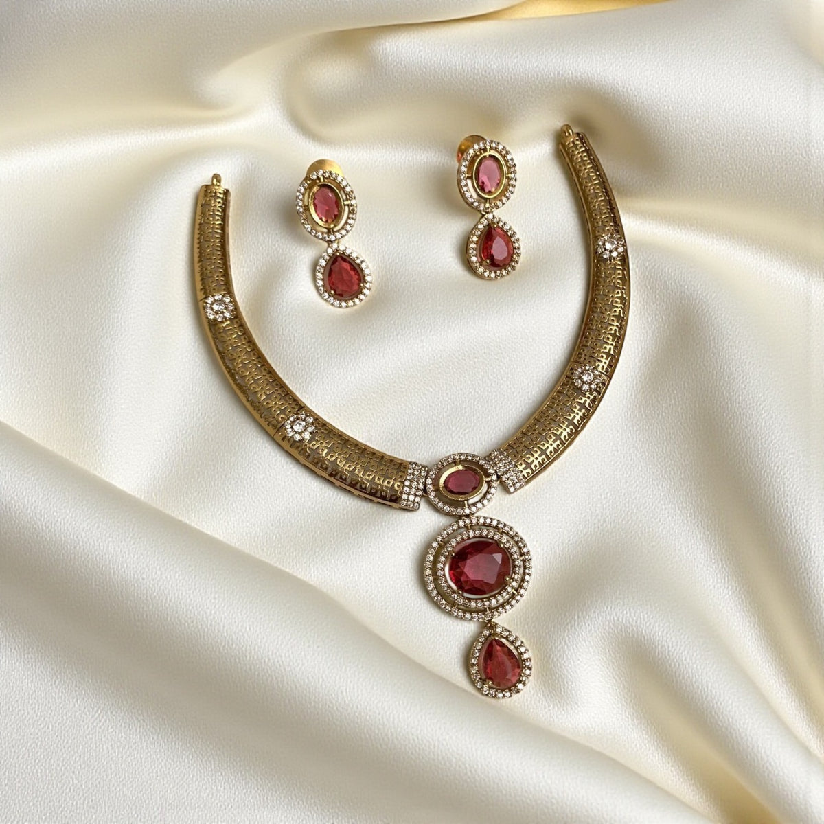 Ruby Emerald Royal Necklace